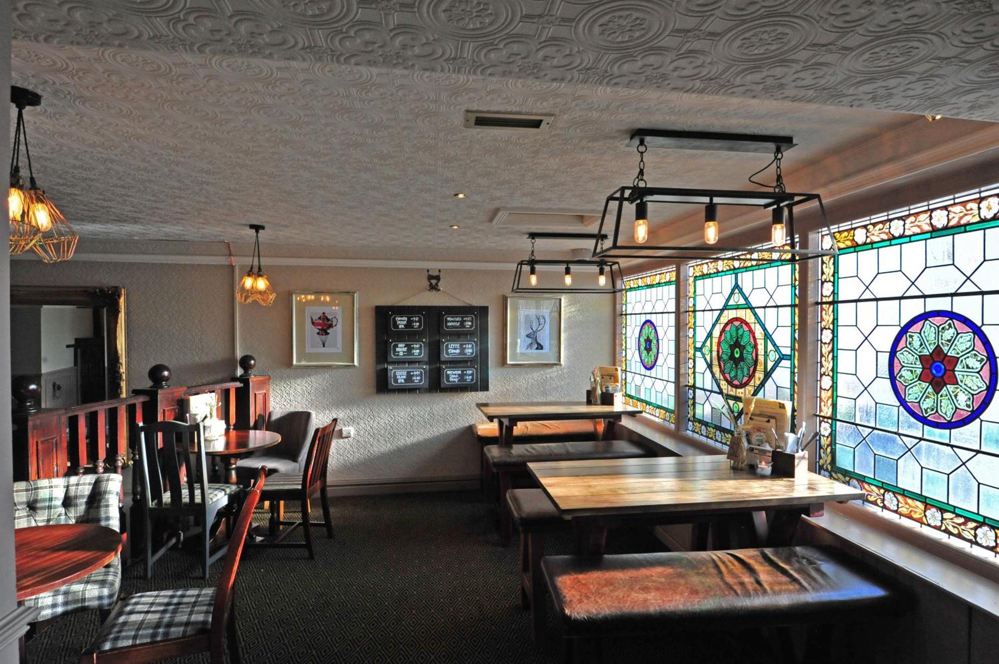 The White Hart Inn By Greene King Inns 白金汉 外观 照片